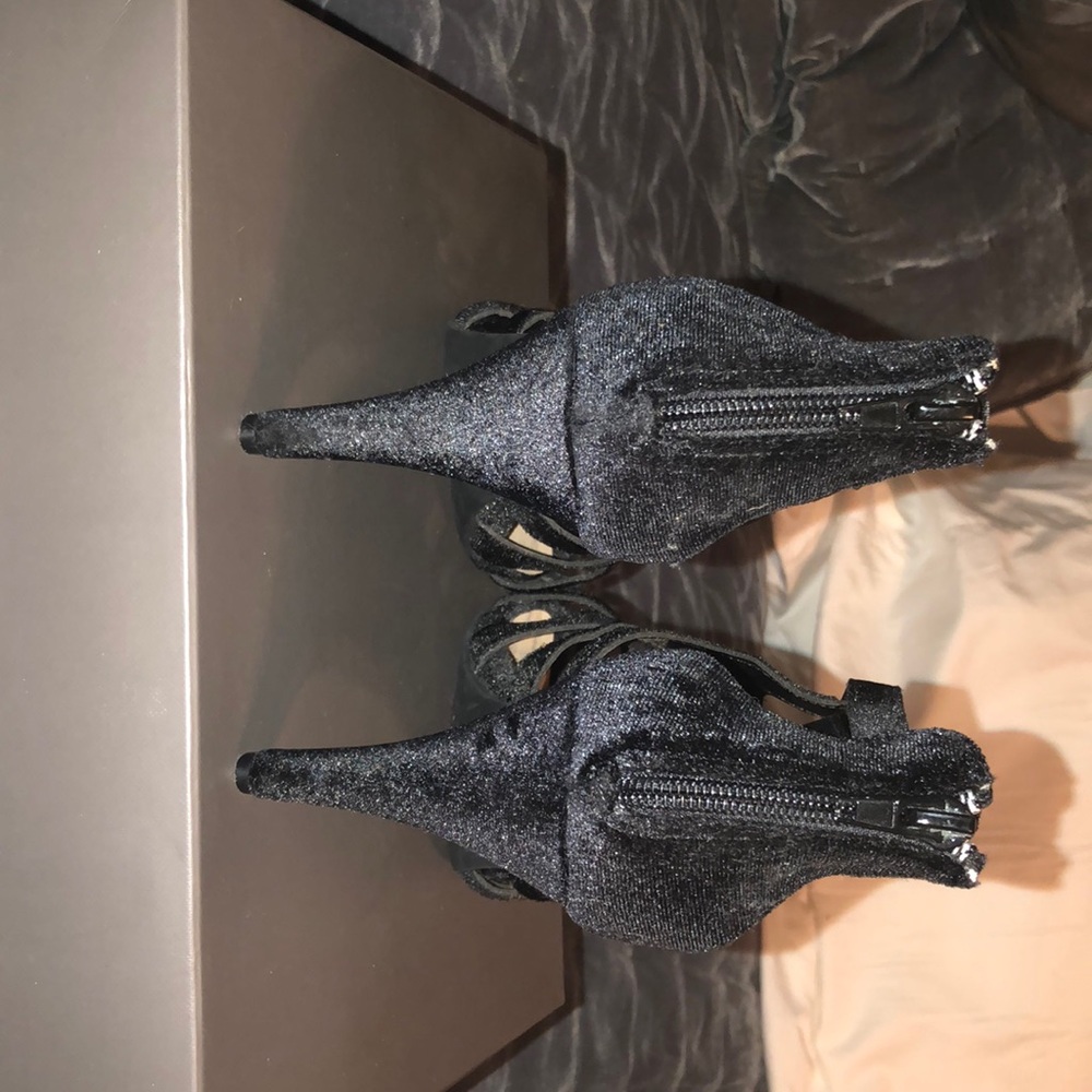Velvet black strappy heels 🖤 - Picture 3 of 3
